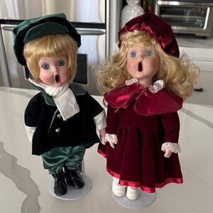VINTAGE CHRISTMAS Porcelain Caroler Dolls Boy Girl Singing